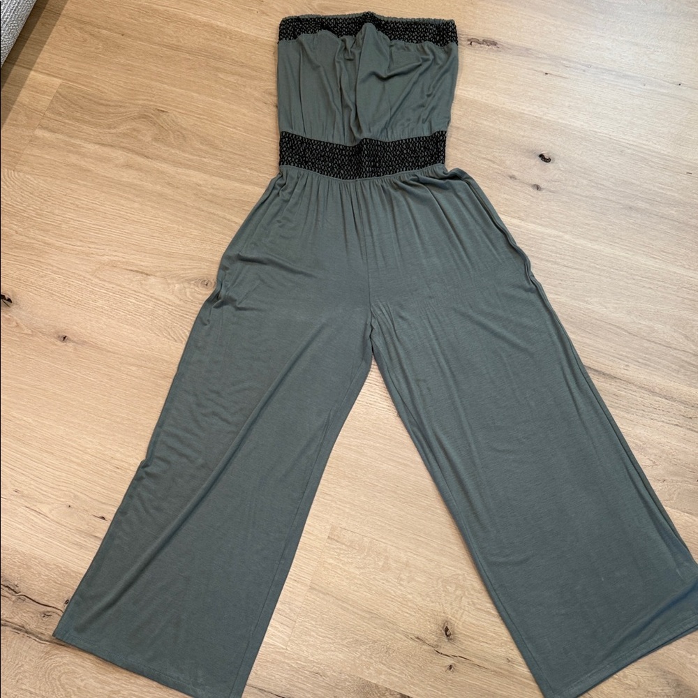 Mudd Strapless Gray Jumpsuit